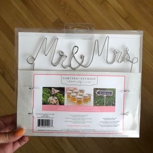 Mr & Mrs Cake Topper